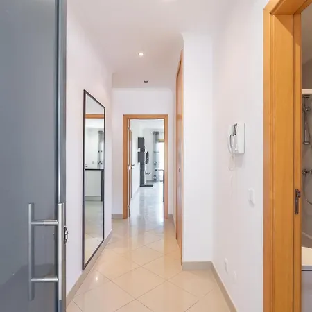In A Private And Quiet W\pool 아파트 알부페이라